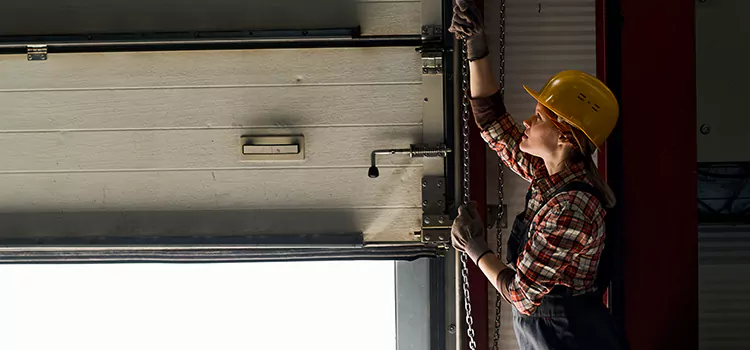 Addressing Common Garage Door Stoppage Issues in Maple Valley, WA